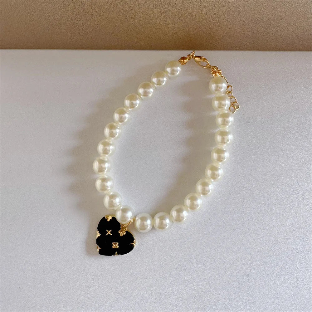 Collar de perlas con dije para mascotas