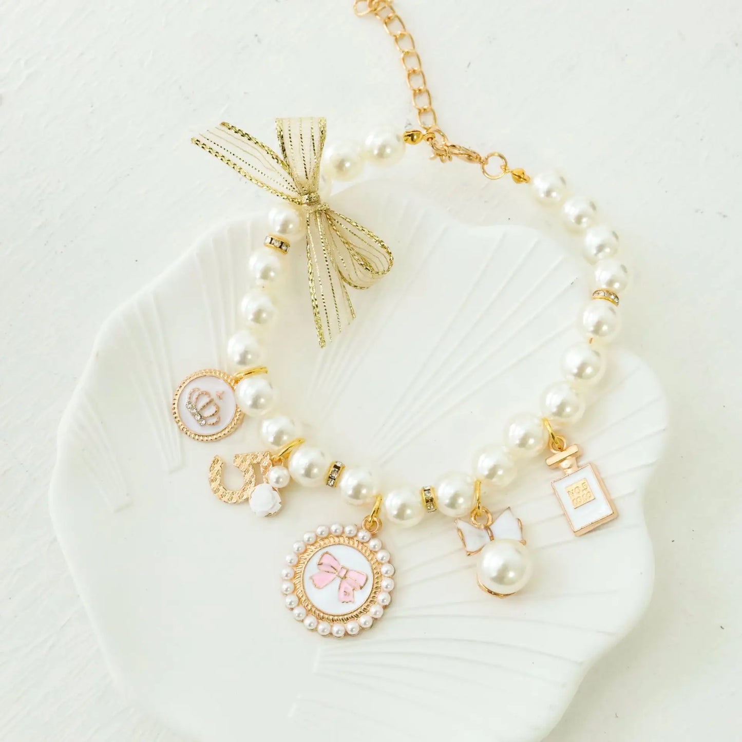 Collar de perlas para mascota