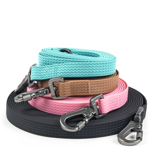 Textured PVC pet leash