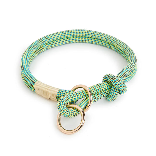 Adjustable nylon dog collar