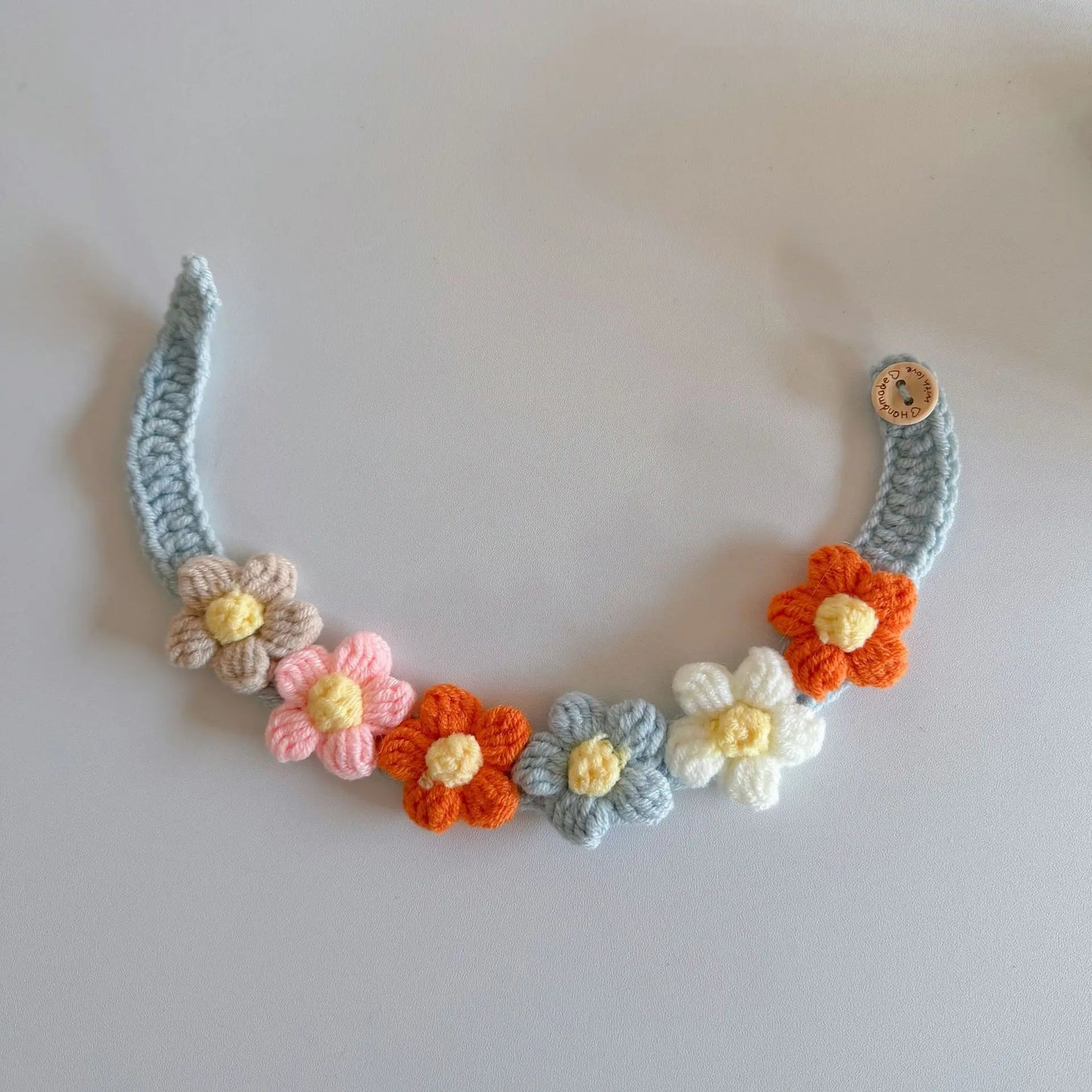 Collar tejido ideal para gatos y perros de raza pequeña